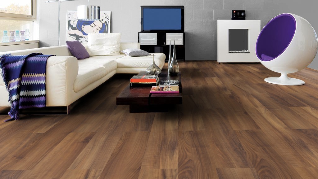 Ламинат Haro Tritty 100 Орех Итальянский 542076 1282×193×8 фото в интерьере Ламинат Haro Tritty 100 Орех Итальянский 542076 1282×193×8 фото в интерьере